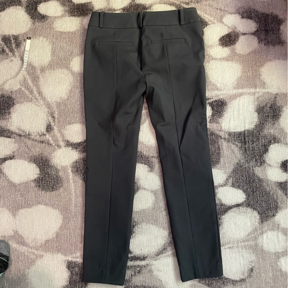 LOFT Petite Grey Marisa Skinny Pant - Size 0P - Picture 7 of 7